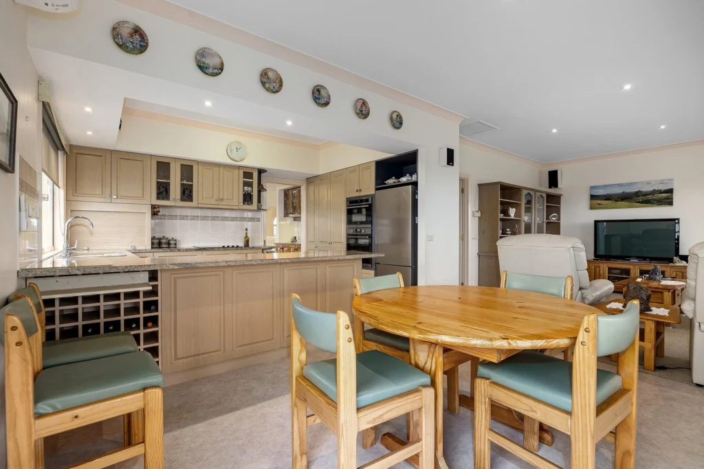 Kitchen and Dining 4 Lighting in Kitchen and Dining Decor