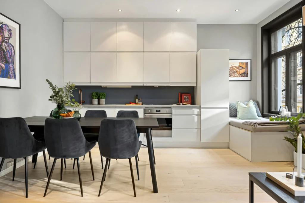 Clean + Modern Kitchen Aesthetic | Pure Zan Decor 4 Streamlined Cabinets