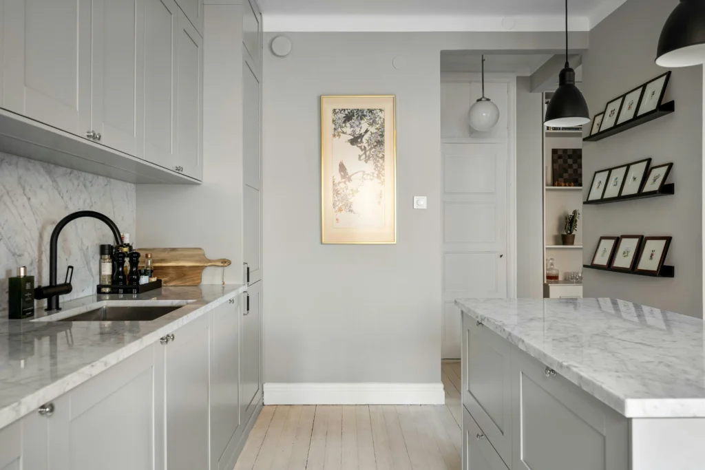 Clean + Modern Kitchen Aesthetic | Pure Zan Decor 11 modern kitchen