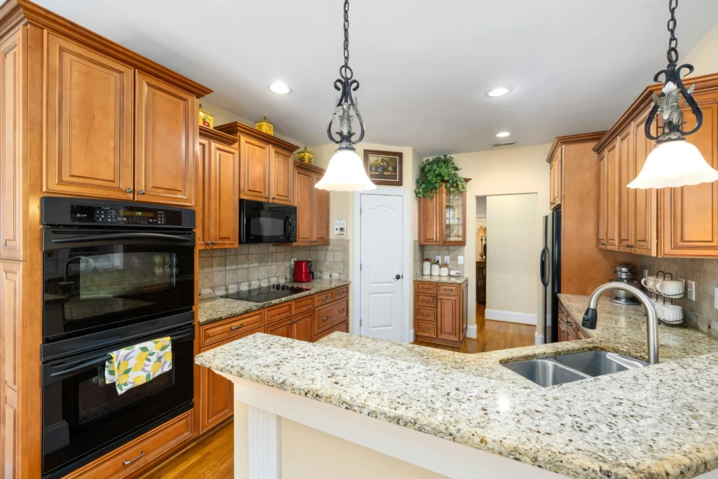 Minimalist Kitchen Makeover Inspiration | Pure Zen Decor 6 Wins in Minimalism