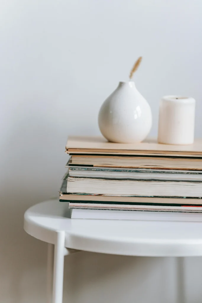 Minimalist Coffee Table Decor Ideas You’ll Love 6 Stack a Few Books