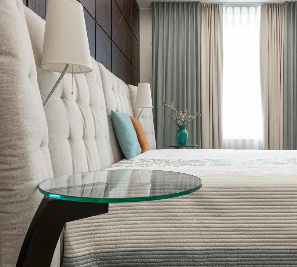 Minimalist Bedroom Lighting Ideas for a Warm Glow 8 Natural Light During