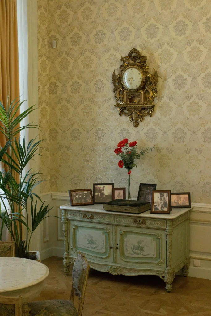 Luxe Living Room Looks on a Budget 3 Luxury design