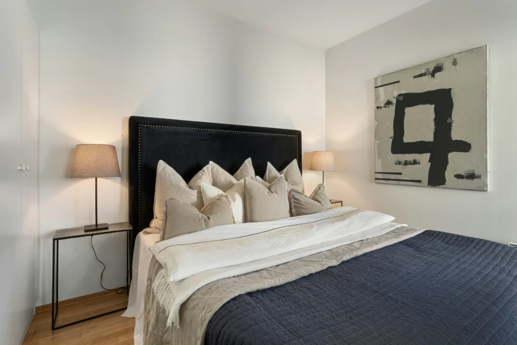 Bedroom Layout Hacks for More Space | Pure Zen Decor 5 Bulky Nightstands