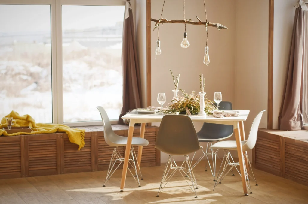Fresh Dining Room Decor Trends | Pure Zen Decor 12 Mixing Modern