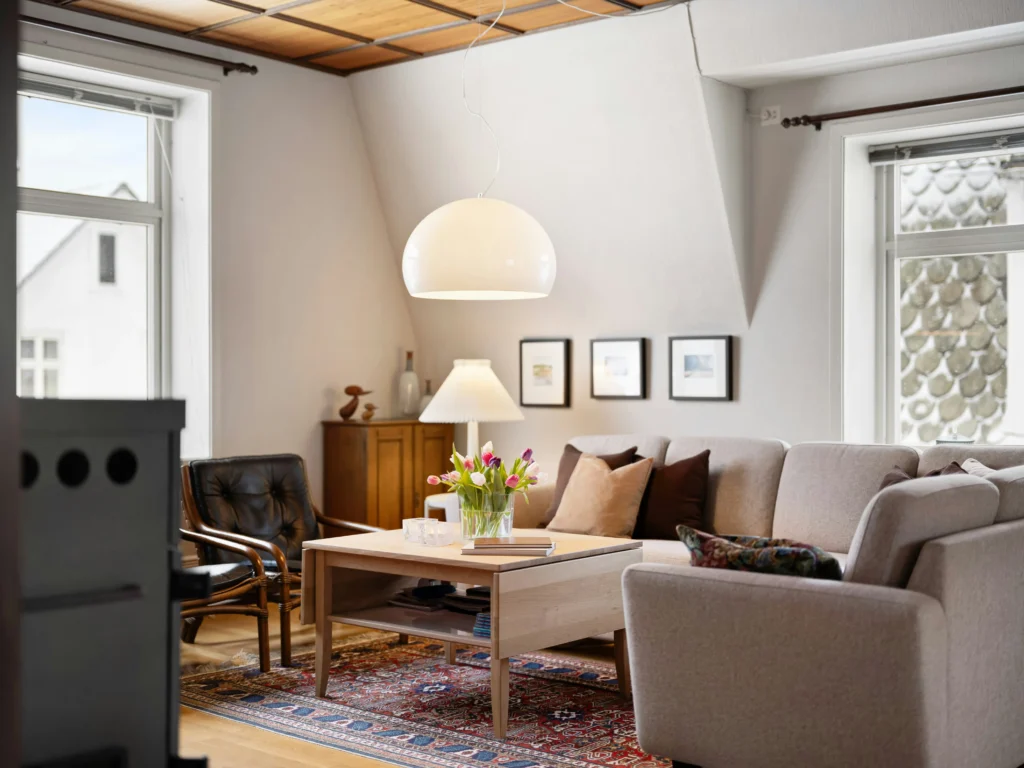 Minimalist Living Room Vibes for a Calm Home 4 Neutral Color Palette for Balance