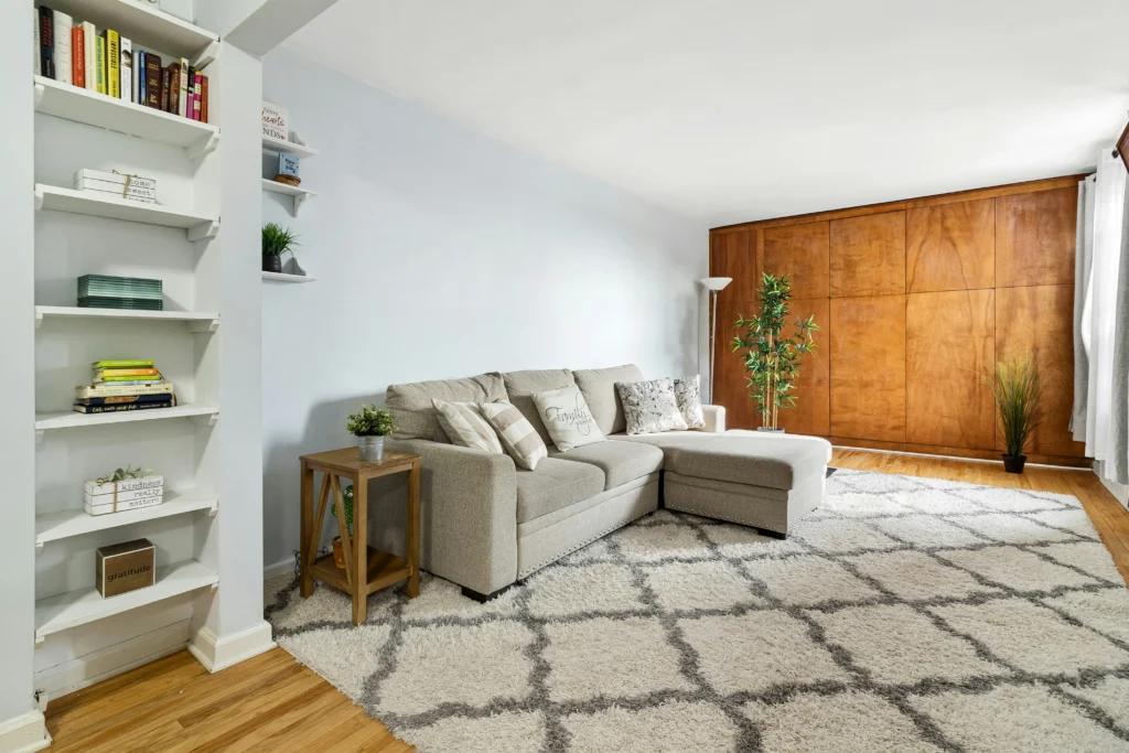 Minimalist Living Room Vibes for a Calm Home 11 Accents That Feel Soft