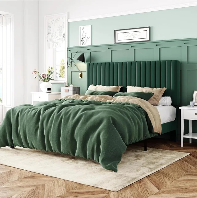 16 Green and Burgundy Bedroom Decor Ideas for Cozy Space 3 2 3