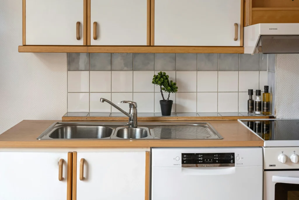 Organized Kitchen Tour: Simple, Clean, Minimal | Pure Zen Decor 7 Drawer Dividers