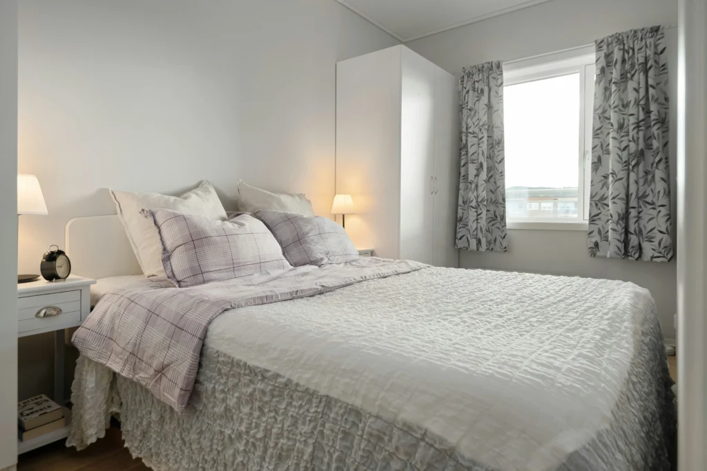 Bedroom Storage Ideas That Look Beautiful | Pure Zen Decor 7 Decorative Baskets