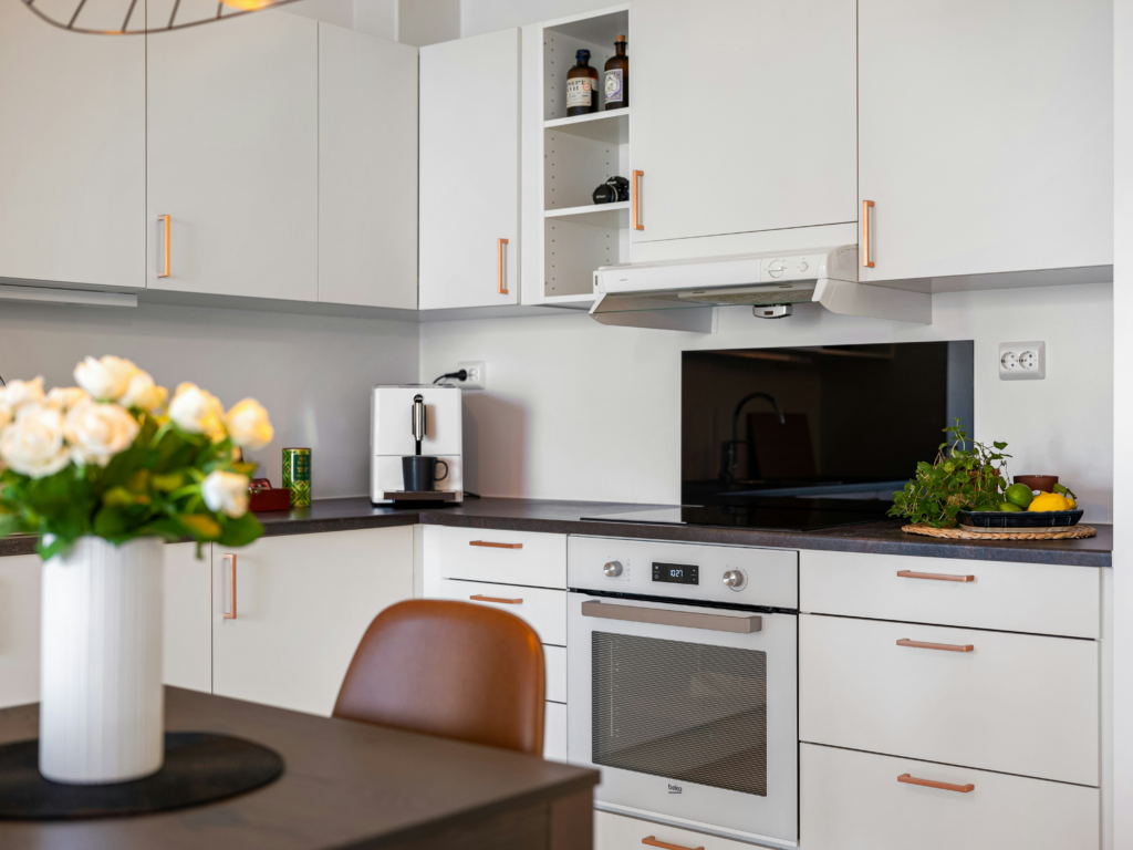 Clean Kitchen Styling Ideas That Feel Organized 7 Organized Way