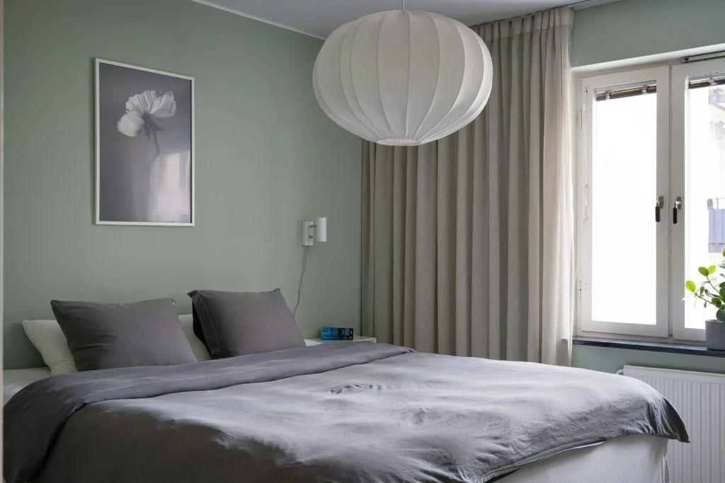 Cozy Bedroom Decor Using Soft Neutral Colors 10 Decor Intentional and Minimal