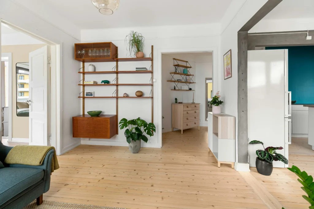 Minimalist Storage Ideas for Extra Small Spaces 13 Slim Storage