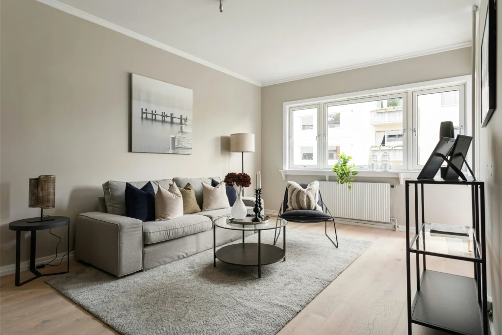 Small Apartment Decor Ideas That Feel Open and Calm 17 Soft Lighting