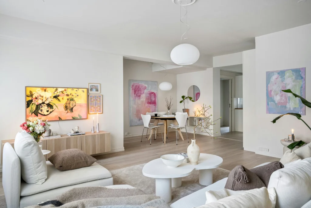 Minimalist Wall Art Ideas for a Fresh Living Room 7 Minimal Look