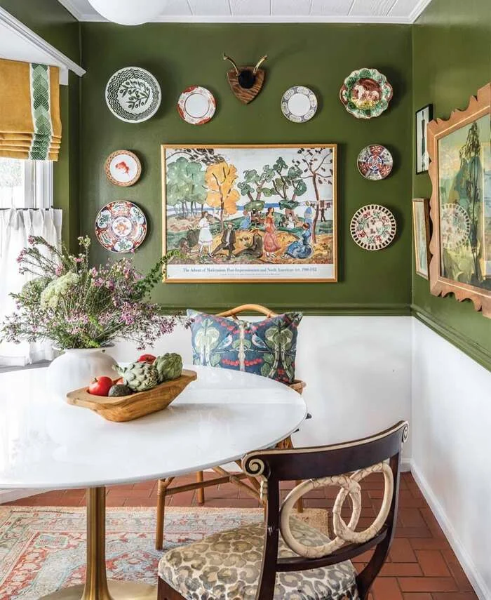 17 Dining Room Wall Decor Ideas Simple Yet Eye-Catching 2 1 15