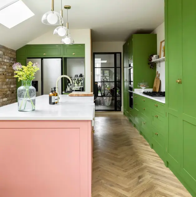 19 Green and Burgundy Kitchen Decor Ideas | Pure Zen Decor 4 2 3