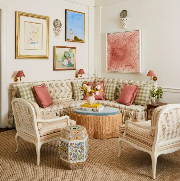 21 Small Living Room Corner Decor Ideas 5 4 7