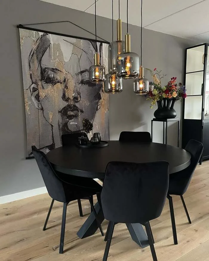 13 Black Dining Room Decor Ideas For A Bold, Chic Look 14 image 272