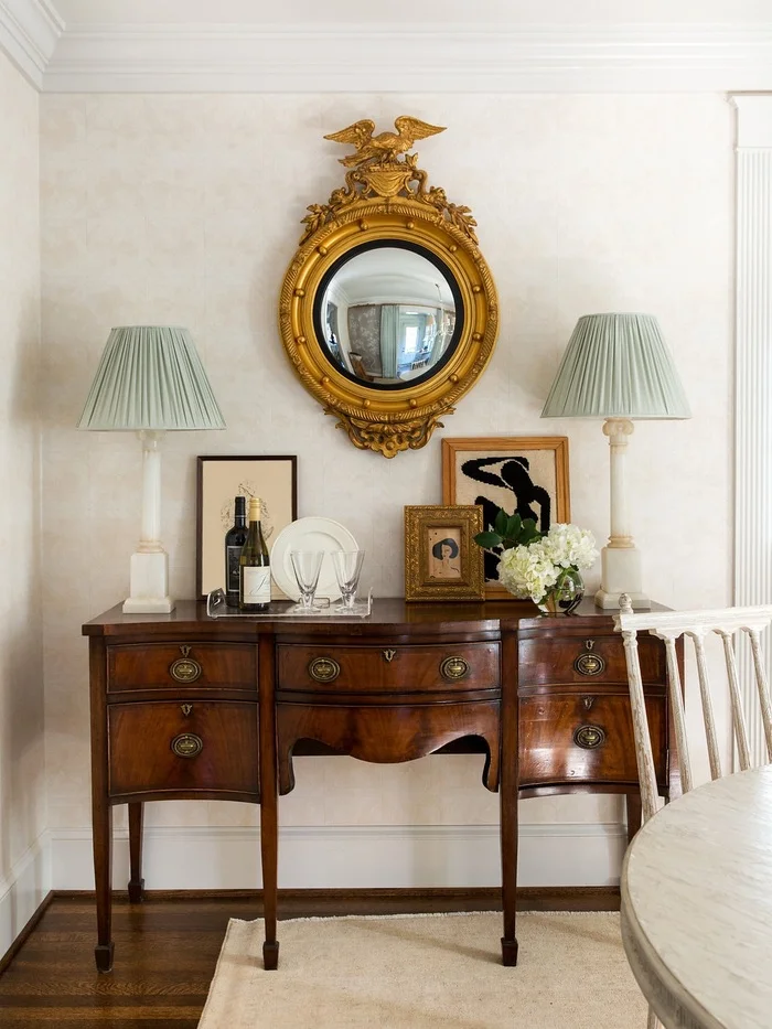 11 Vintage Dining Room Wall Decor Ideas To Elevate Your Room 2026 9 image 302