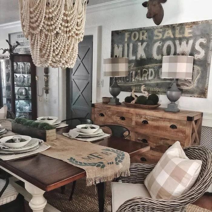 11 Vintage Dining Room Wall Decor Ideas To Elevate Your Room 2026 10 image 308