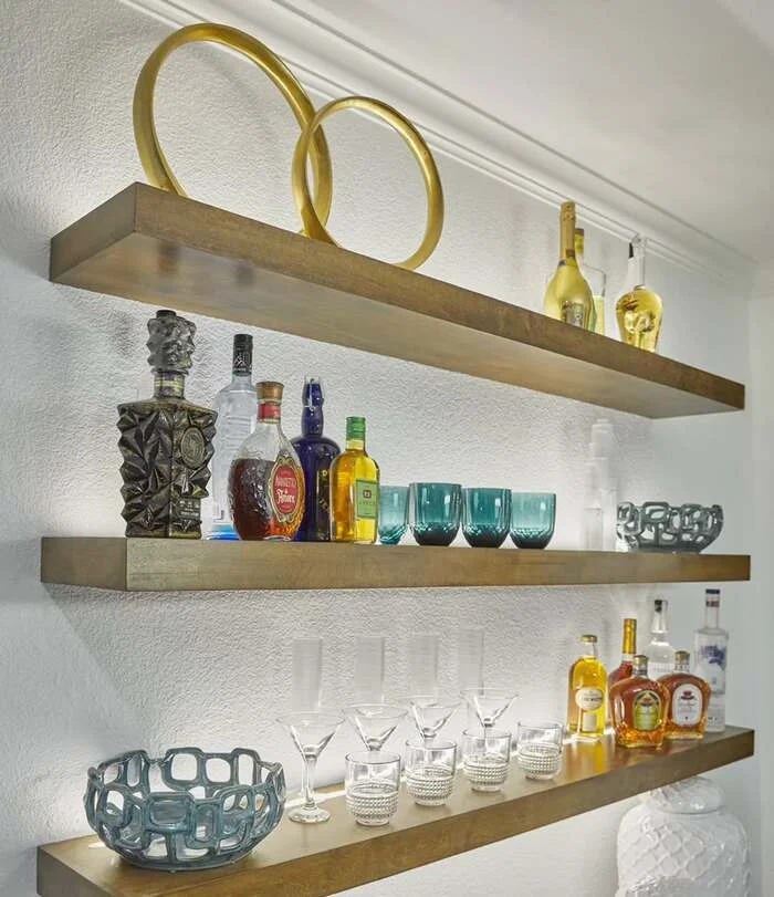 11 Dining Room Shelves Decor Ideas To Fix Empty Walls 2026 9 image 318