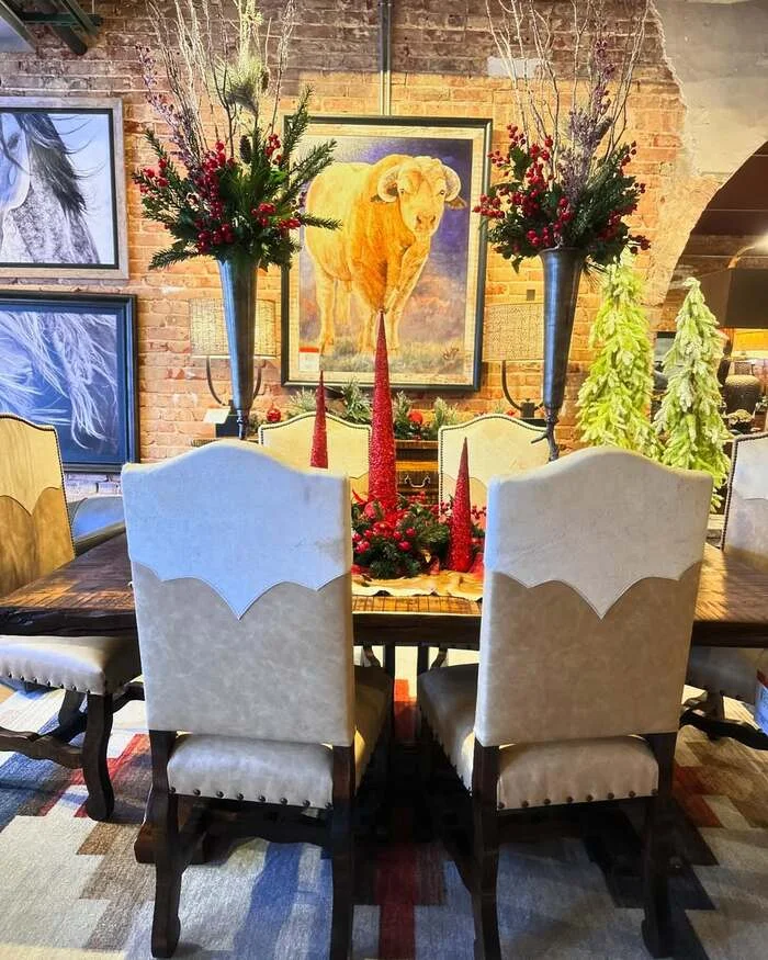 15 Western Dining Room Decor Styles That Elevate Your Space 3 image 7