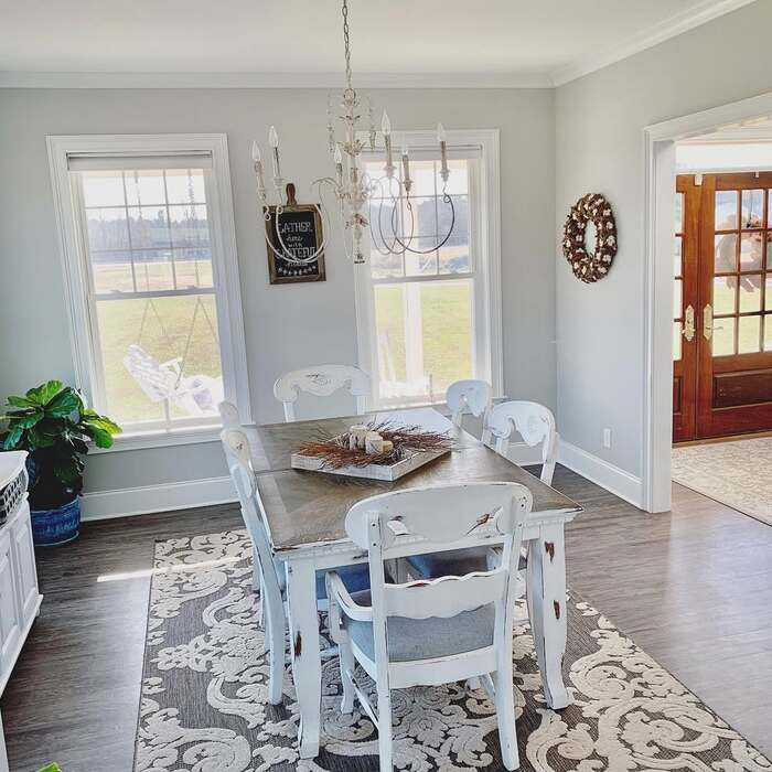 12 Farmhouse Dining Room Table Decor Ideas For Everyday 8 image 589