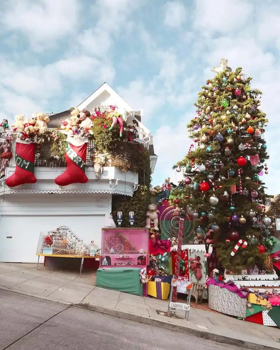 20 Farmhouse Christmas Decor Front Yard Ideas You’ll Love 7 image 772