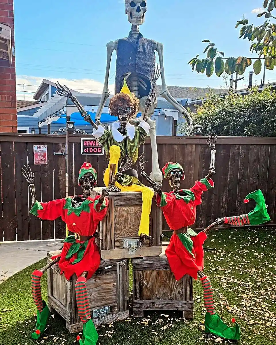 20 Farmhouse Christmas Decor Front Yard Ideas You’ll Love 9 image 774