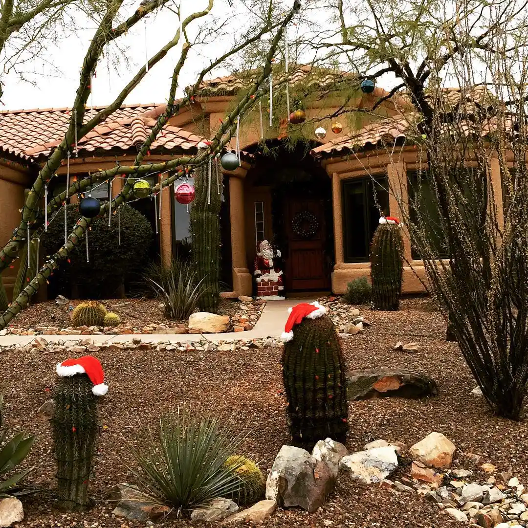 20 Farmhouse Christmas Decor Front Yard Ideas You’ll Love 17 image 782