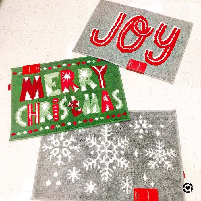 12 Cozy and Cute Christmas Bathroom Rugs You’ll Love 4 image 17