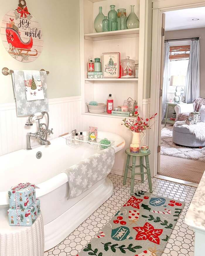 12 Cozy and Cute Christmas Bathroom Rugs You’ll Love 8 image 21