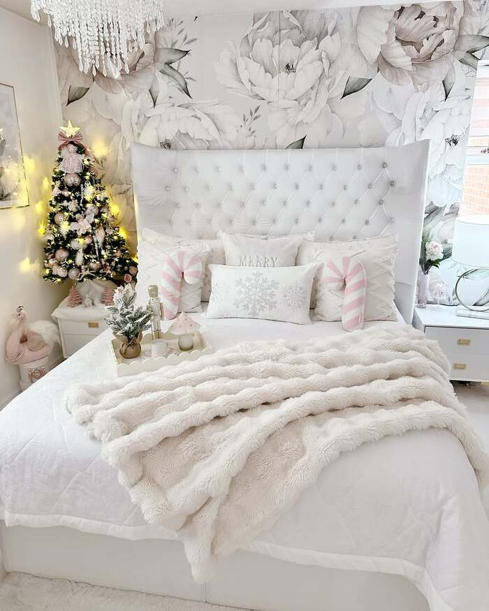 16 White Christmas Bedroom Decor That Feels Pure Magic 9 image 34